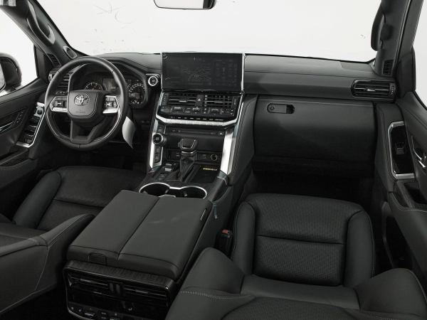 Toyota Land Cruiser, 300 Series фото №10