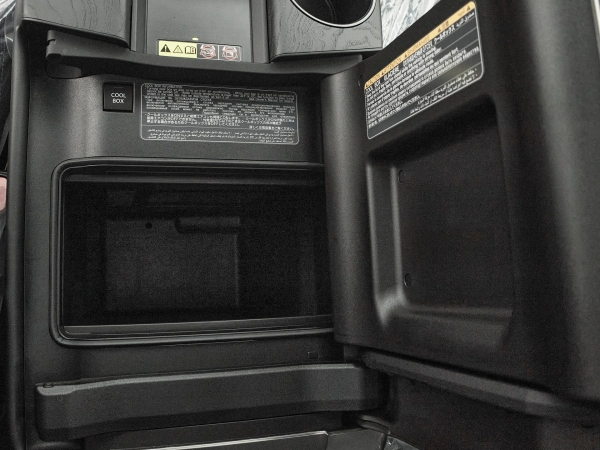 Lexus LX, IV фото №30