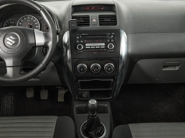 Suzuki SX4, I (Classic) фото №17