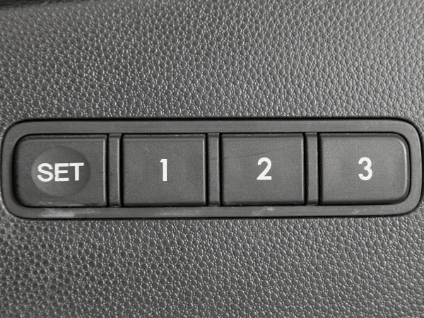 Mazda CX-7, I Рестайлинг фото №18