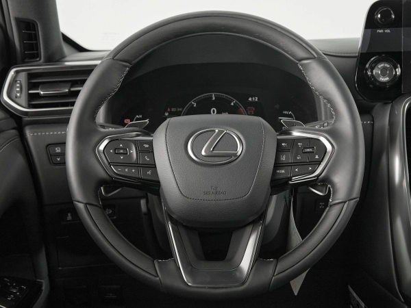 Lexus LX, IV фото №11
