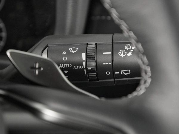 Lexus LX, IV фото №16