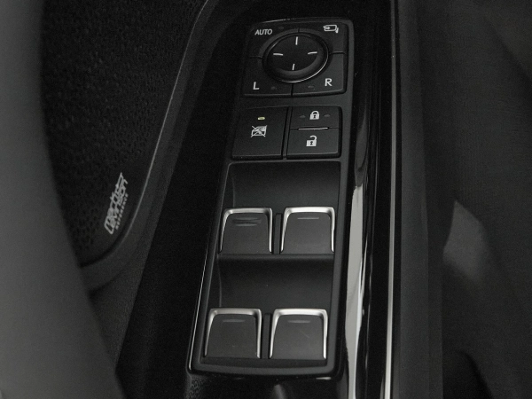 Lexus LX, IV фото №18