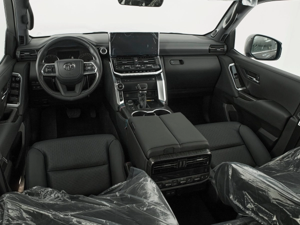 Toyota Land Cruiser, 300 Series фото №8