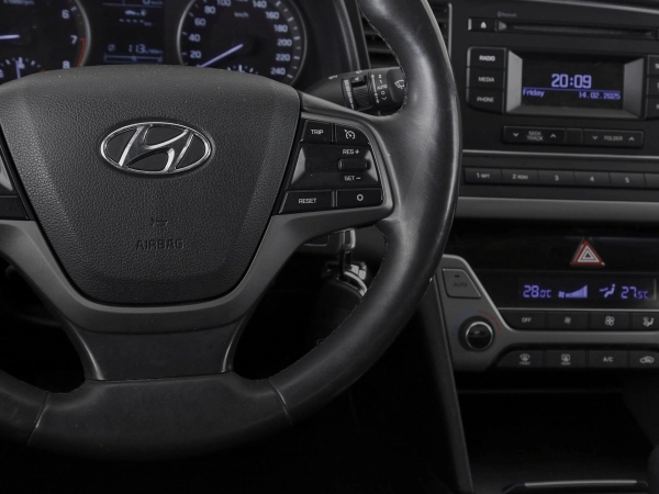 Hyundai Elantra, VI (AD) фото №12