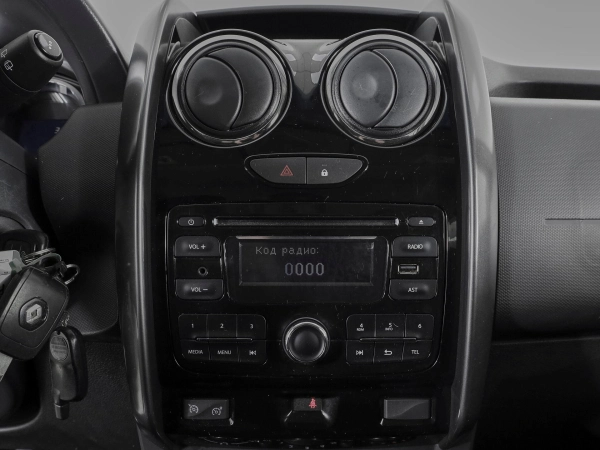 Renault Duster, I Рестайлинг фото №18