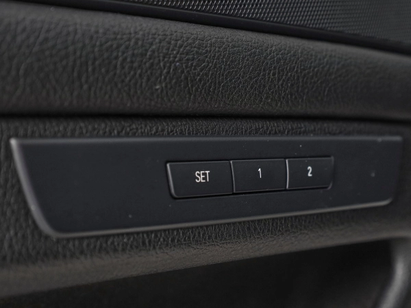 BMW 5 серии, VI (F10/F11/F07) Рестайлинг фото №14