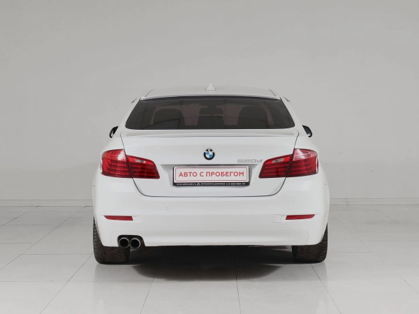 BMW 5 серии, VI (F10/F11/F07) Рестайлинг фото №5