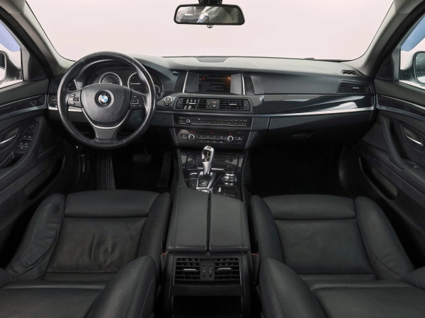 BMW 5 серии, VI (F10/F11/F07) Рестайлинг фото №8