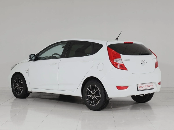 Hyundai Solaris, I фото №4