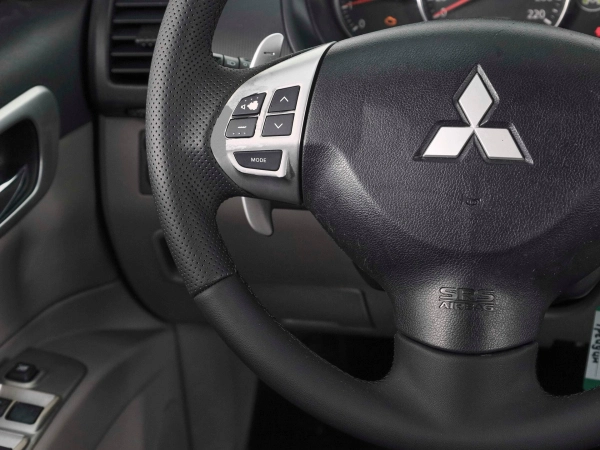 Mitsubishi Pajero Sport, II фото №11
