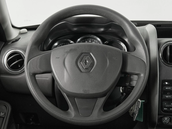 Renault Duster, I Рестайлинг фото №10