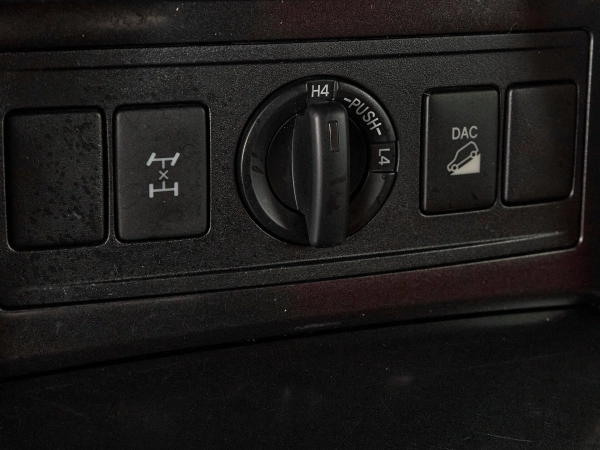 Toyota Land Cruiser Prado, 150 Series Рестайлинг 1 фото №22