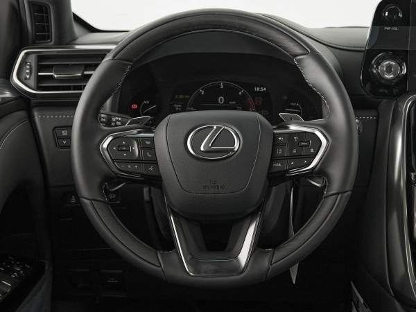 Lexus LX, IV фото №10