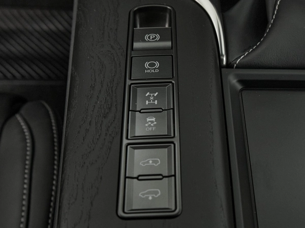 Lexus LX, IV фото №27