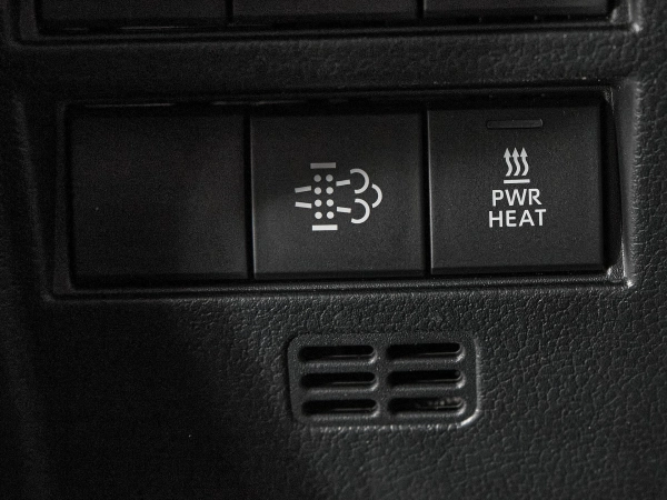 Toyota Land Cruiser, 300 Series фото №20