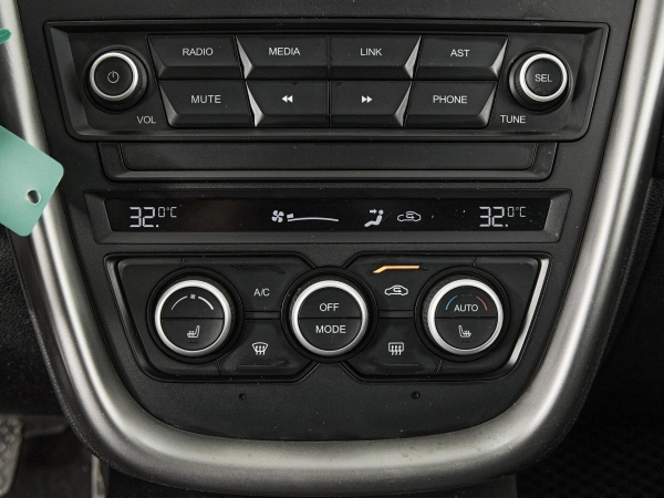 FAW Besturn X80, I Рестайлинг фото №20
