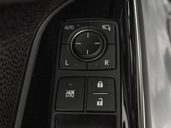 Lexus LX, IV фото №18