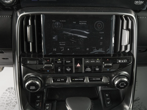 Lexus LX, IV фото №27