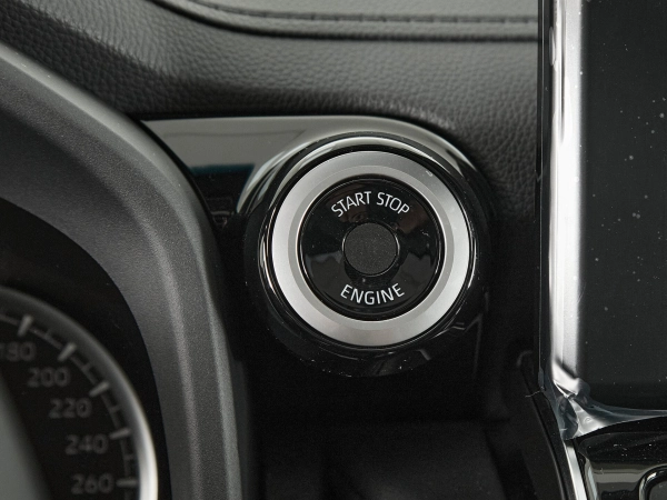Toyota Land Cruiser, 300 Series фото №15
