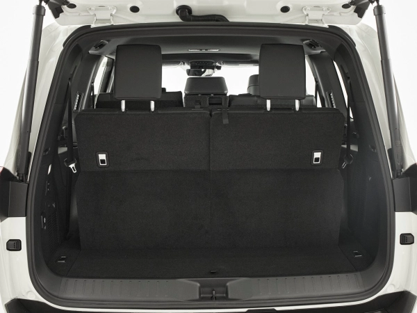 Toyota Land Cruiser, 300 Series фото №36