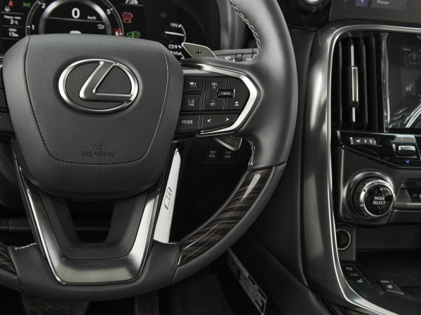 Lexus LX, IV фото №13