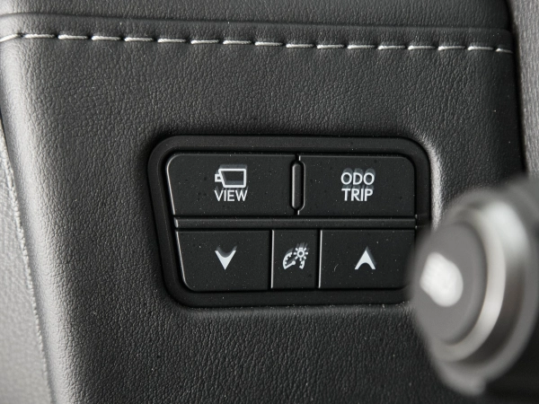 Lexus LX, IV фото №18