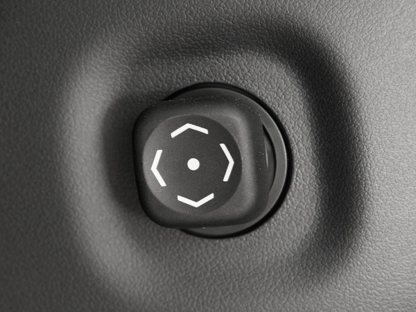 Lexus LX, IV фото №19