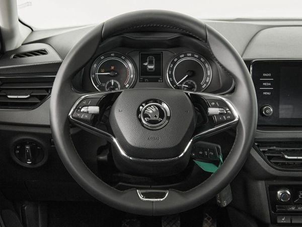Skoda Rapid, II фото №10