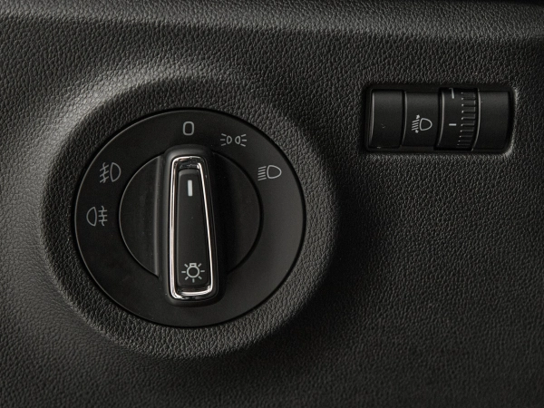 Skoda Rapid, II фото №15