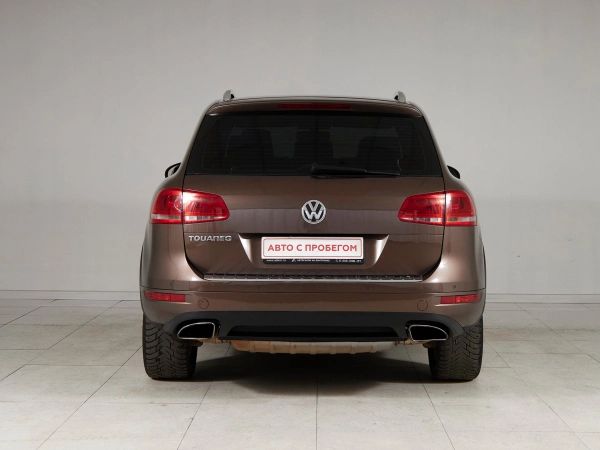 Volkswagen Touareg, II фото №5