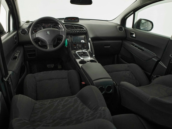 Peugeot 3008, I фото №8