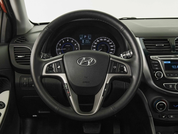 Hyundai Solaris, I Рестайлинг фото №10