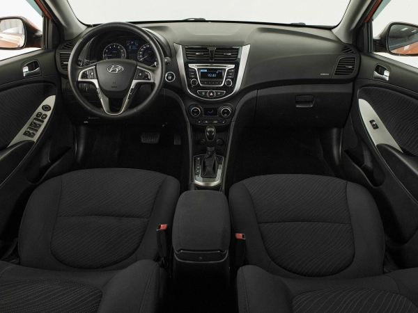Hyundai Solaris, I Рестайлинг фото №8
