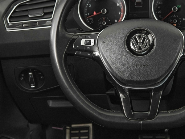 Volkswagen Tiguan, II фото №11