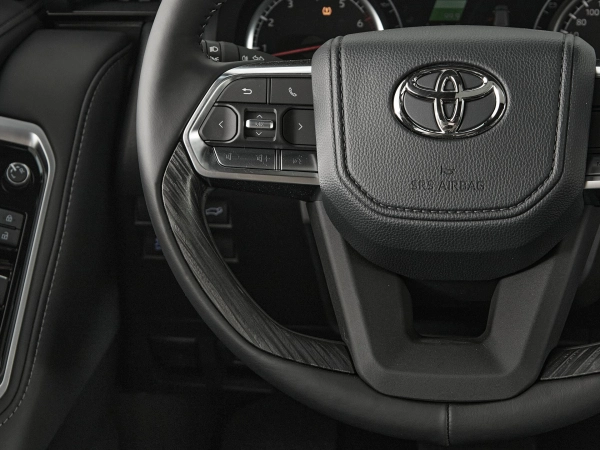 Toyota Land Cruiser, 300 Series фото №12