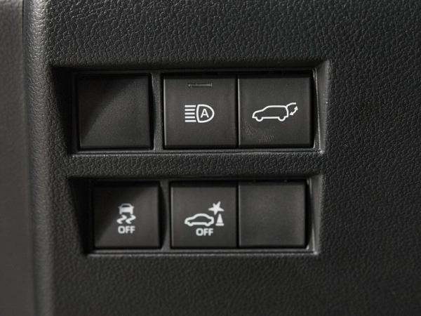 Toyota Land Cruiser, 300 Series фото №15