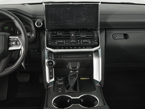 Toyota Land Cruiser, 300 Series фото №19