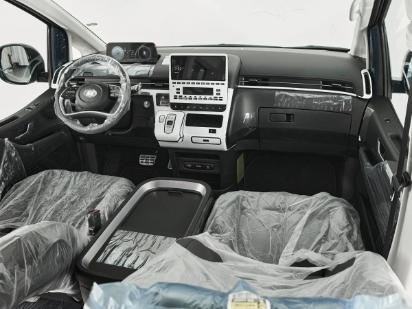 Hyundai Staria, I фото №10