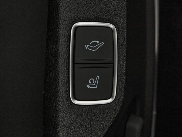Hyundai Staria, I фото №26