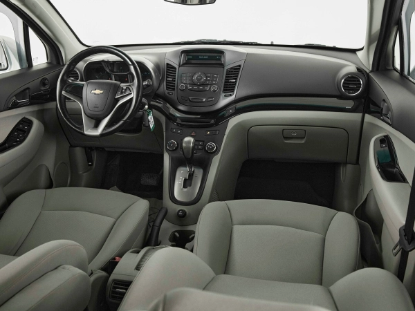 Chevrolet Orlando, I фото №9
