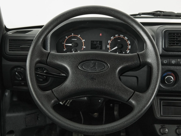 Lada (ВАЗ) Niva Travel, I фото №10