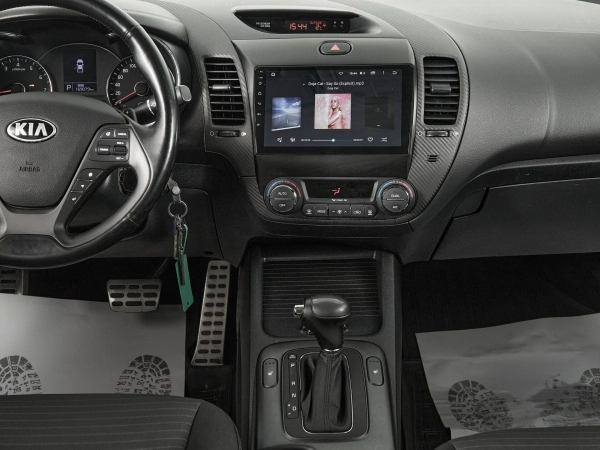 Kia Cerato, III фото №12
