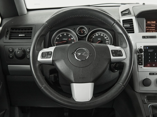 Opel Zafira, B Рестайлинг фото №10