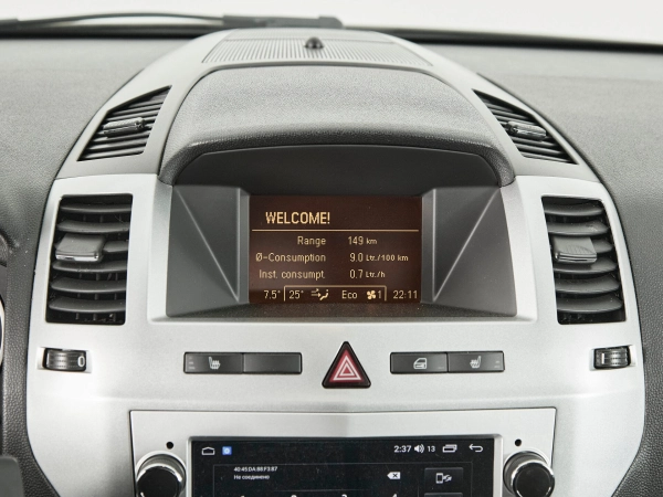 Opel Zafira, B Рестайлинг фото №15