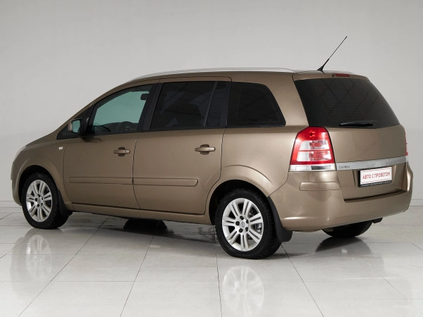 Opel Zafira, B Рестайлинг фото №4