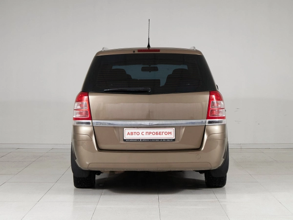 Opel Zafira, B Рестайлинг фото №5
