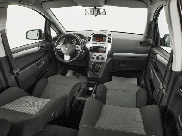 Opel Zafira, B Рестайлинг фото №9