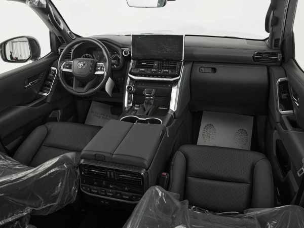 Toyota Land Cruiser, 300 Series фото №10