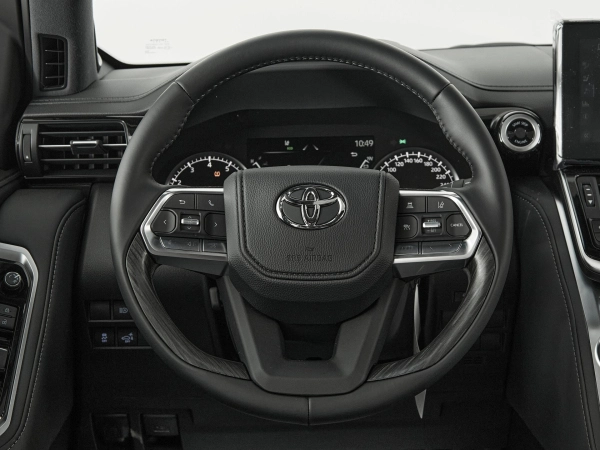 Toyota Land Cruiser, 300 Series фото №11